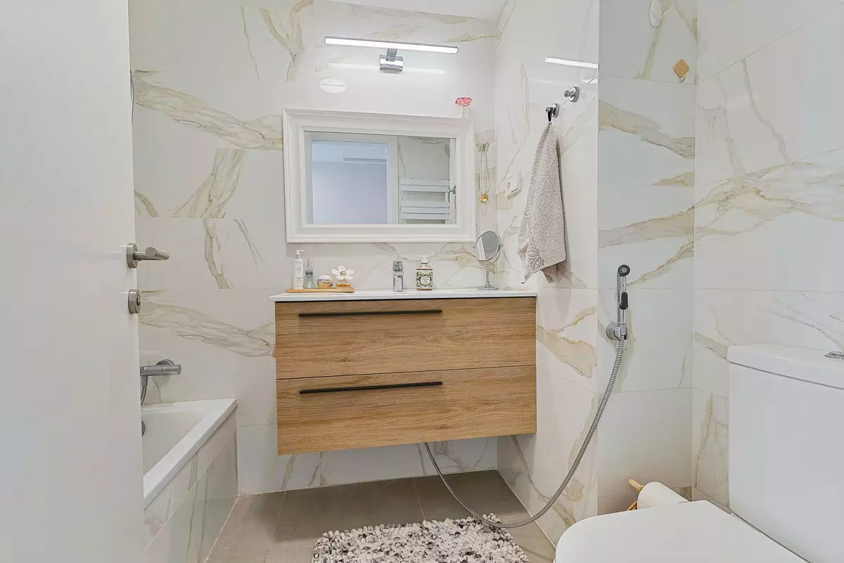 2-bedroom Apartment In Fuengirola, Spain (83 M²)