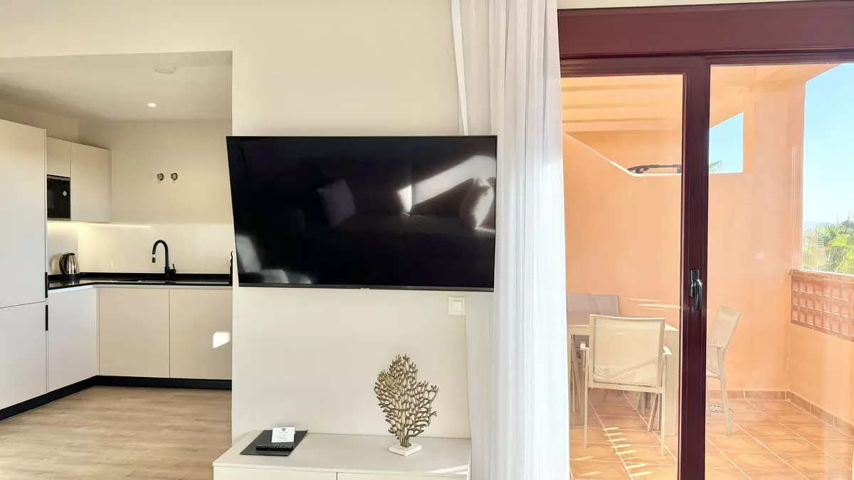 1-bedroom Apartment In Benahavis, Spain (78 M²)