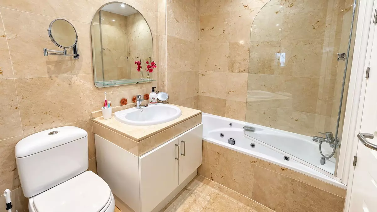 2-bedroom Apartment In Manilva, Spain (80 M²)