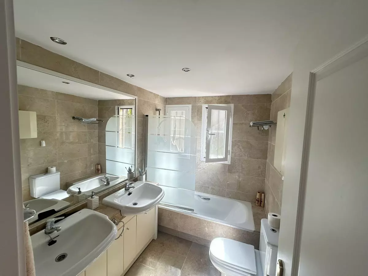 3-bedroom Apartment In Mijas, Spain (116 M²)