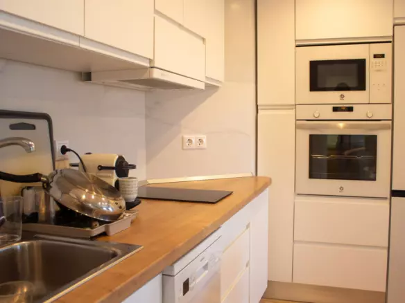 2-bedroom Apartment In Torrevieja, Spain (50 M²)