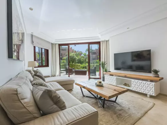 2-bedroom Apartment In Estepona, Spain (189 M²)