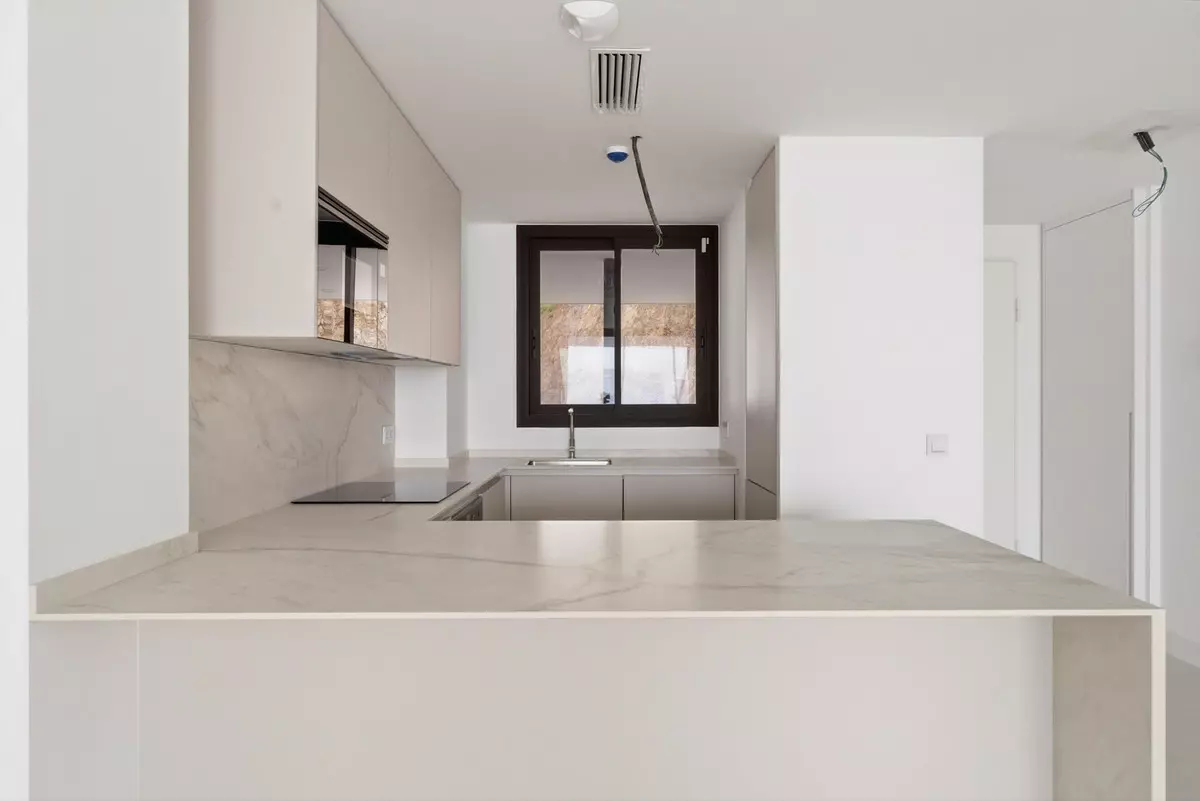 2-bedroom Apartment In Fuengirola, Spain (83 M²)