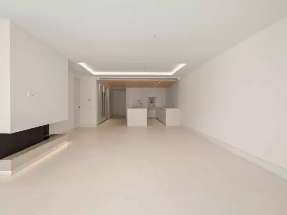 4-bedroom Apartment In Marbella, Spain (244 M²)