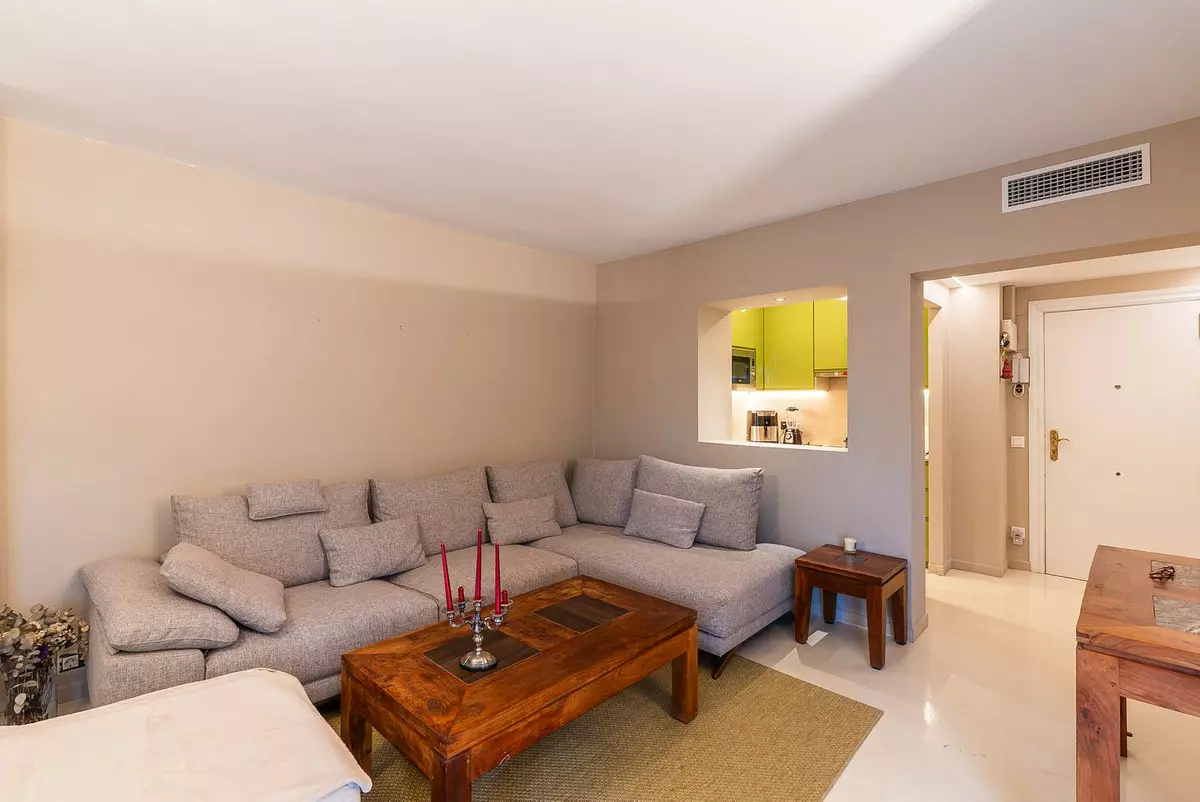 1-bedroom Apartment In Estepona, Spain (57 M²)