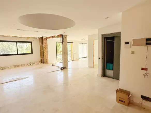 5-bedroom Villa In Marbella, Spain (525 M²)