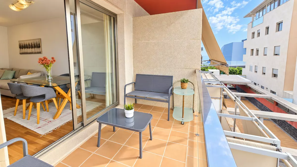 2-bedroom Apartment In Torremolinos, Spain (113 M²)