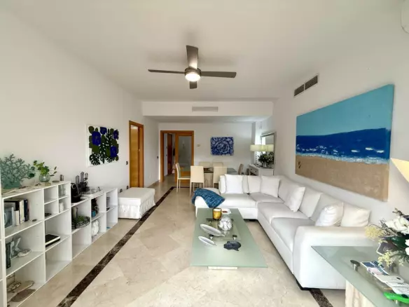 3-bedroom Apartment In Estepona, Spain (107 M²)