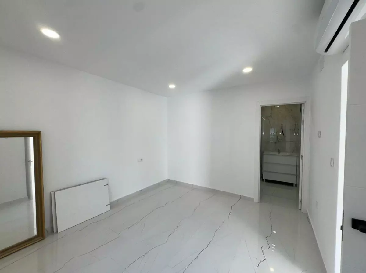 4-bedroom Apartment In Alhaurín El Grande, Spain (214 M²)