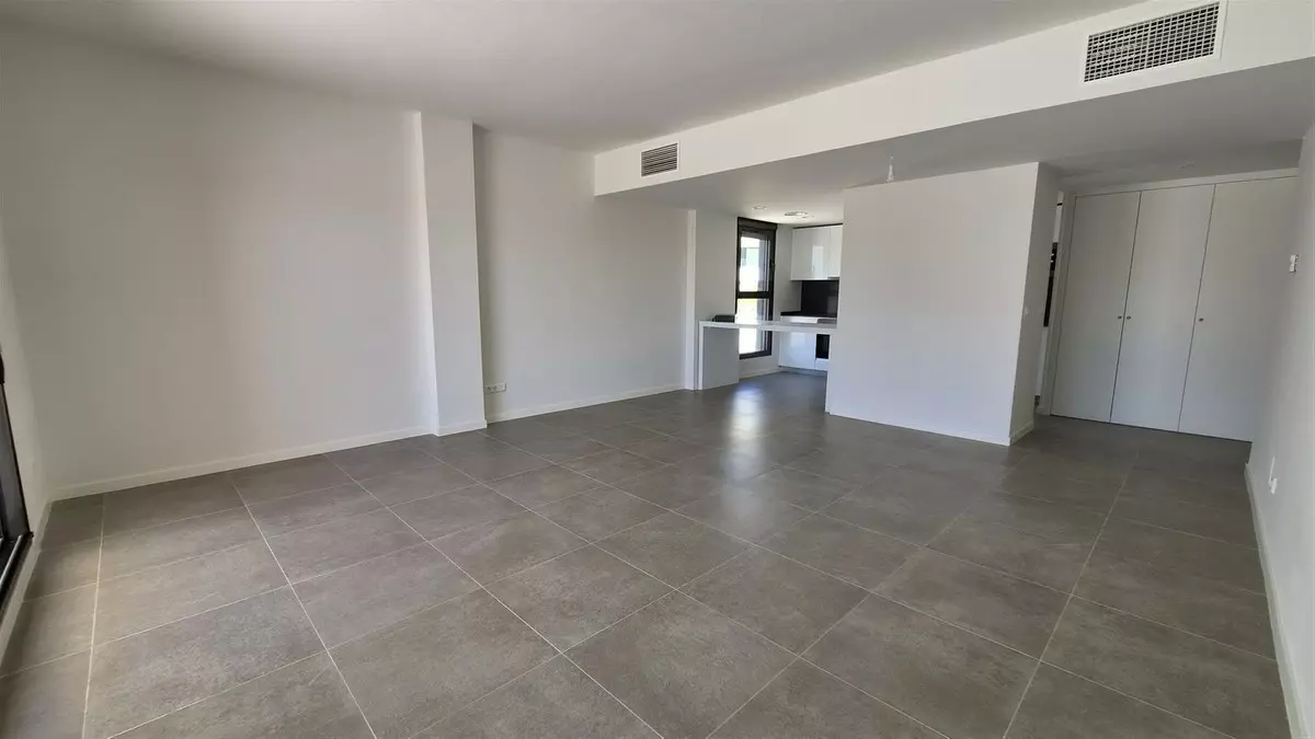 2-bedroom Apartment In Estepona, Spain (99 M²)