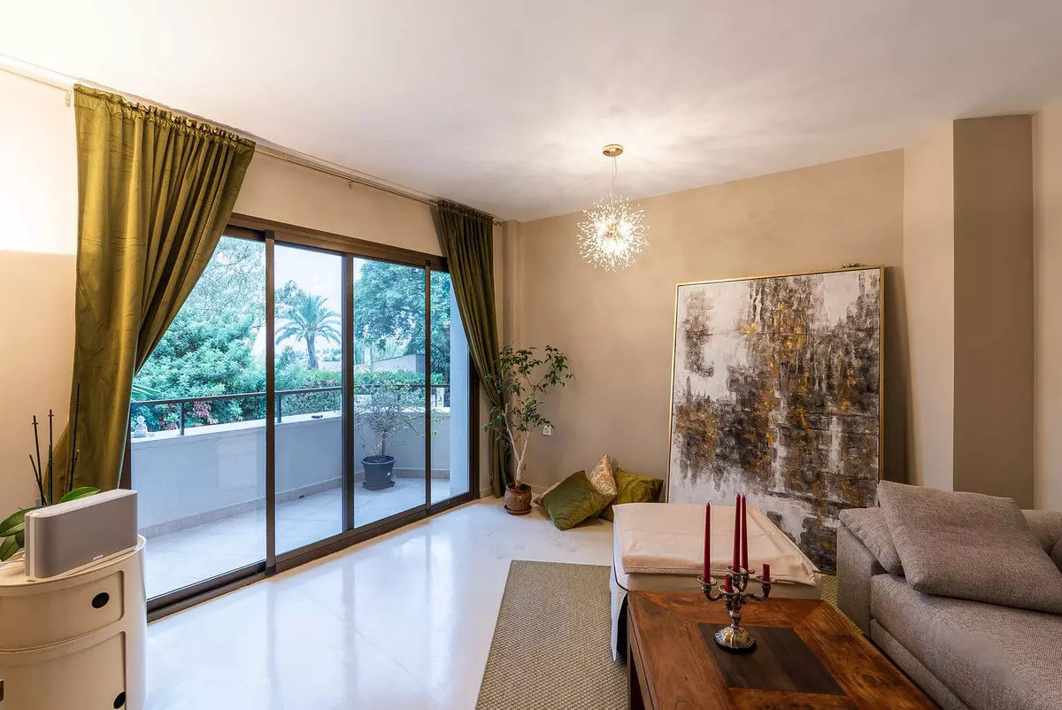 1-bedroom Apartment In Estepona, Spain (57 M²)