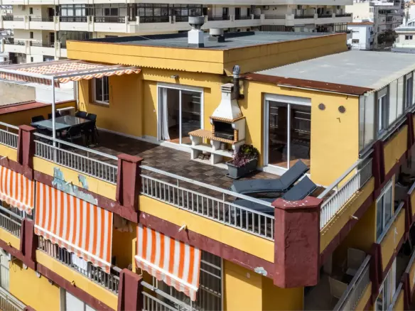 3-bedroom Apartment In Fuengirola, Spain (141 M²)