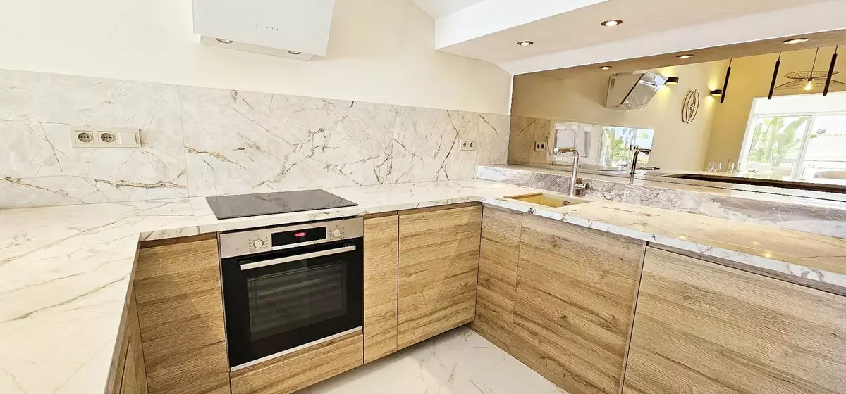 3-bedroom Villa In Estepona, Spain (200 M²)