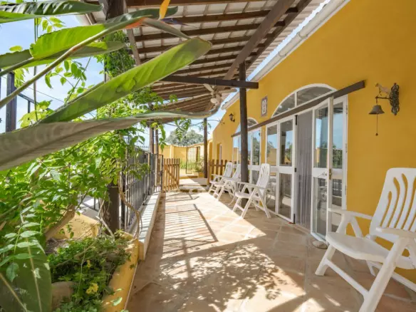 5-bedroom Country House In Coín, Spain (215 M²)