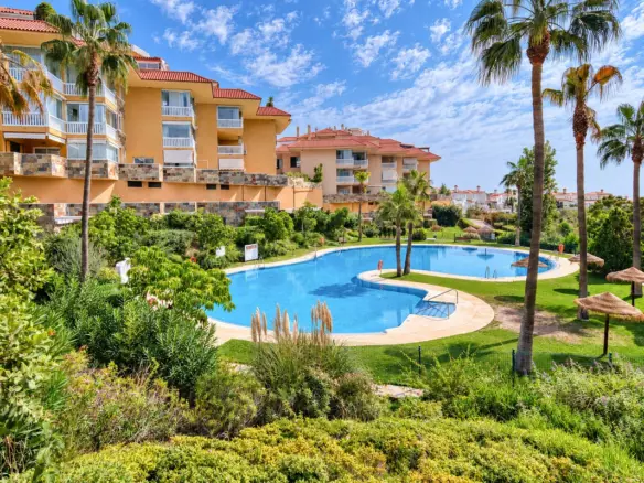 2-bedroom Apartment In Fuengirola, Spain (85 M²)