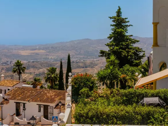 3-bedroom Villa In Mijas, Spain (111 M²)