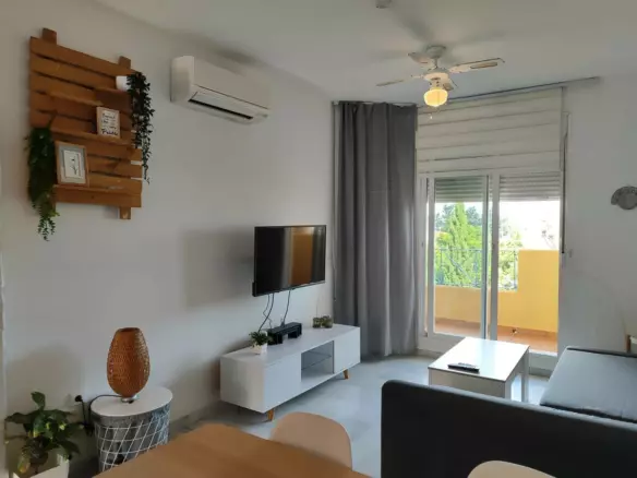 2-bedroom Apartment In Fuengirola, Spain (80 M²)
