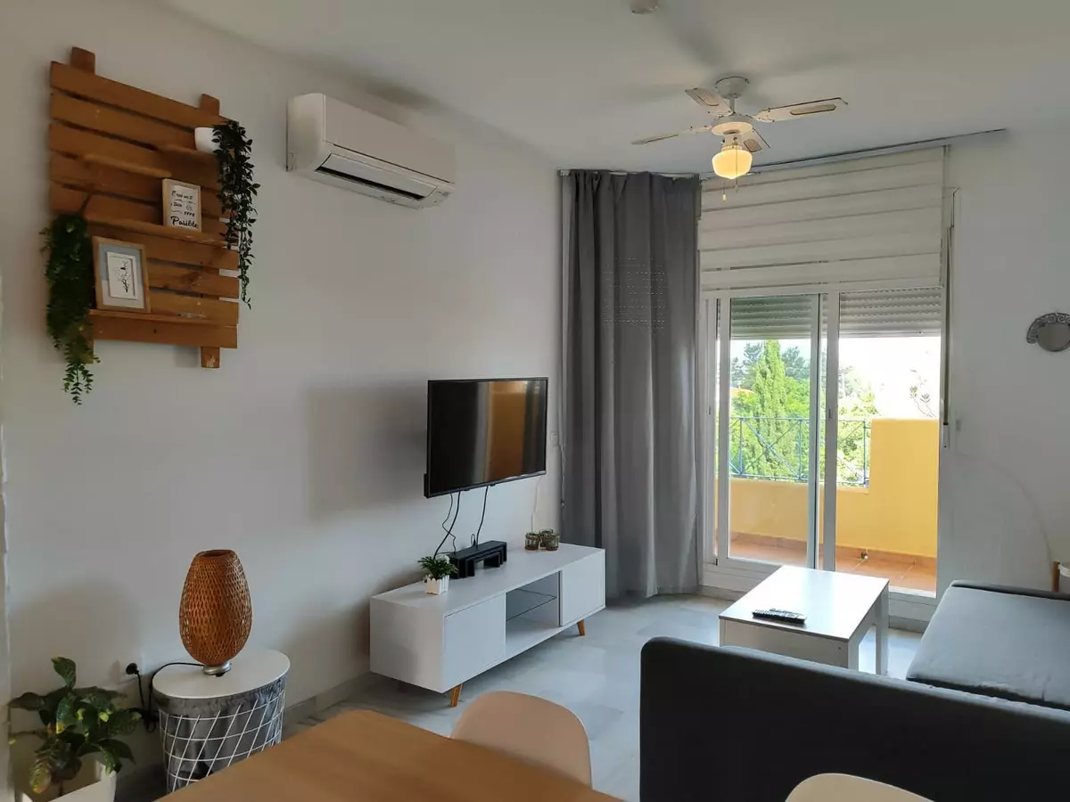 2-bedroom Apartment In Fuengirola, Spain (80 M²)