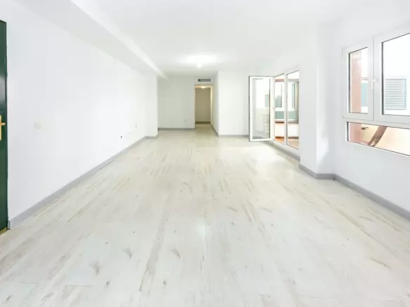 3-bedroom Apartment In Benalmádena, Spain (137 M²)