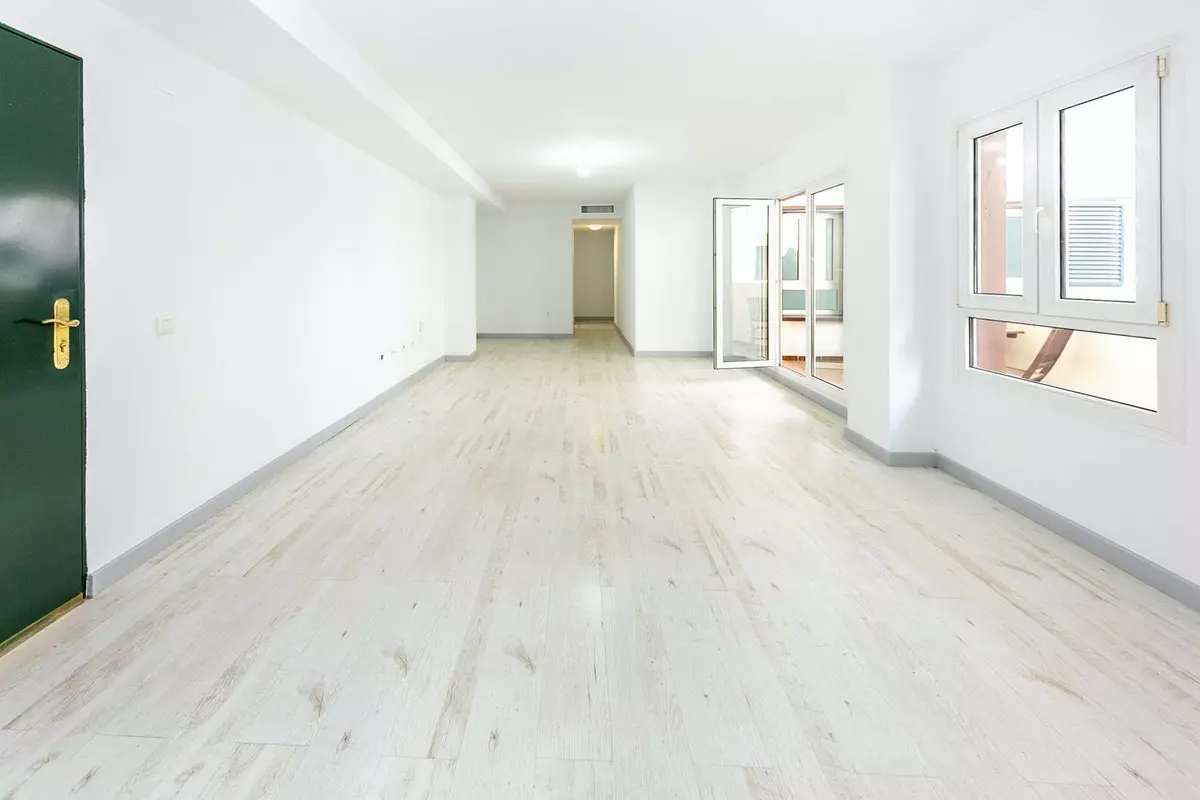 3-bedroom Apartment In Benalmádena, Spain (137 M²)
