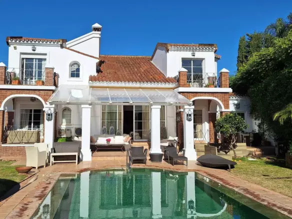 4-bedroom Villa In Marbella, Spain (404 M²)