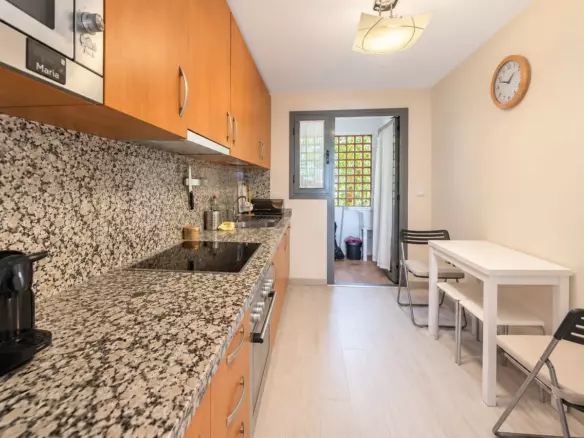 2-bedroom Apartment In Estepona, Spain (99 M²)