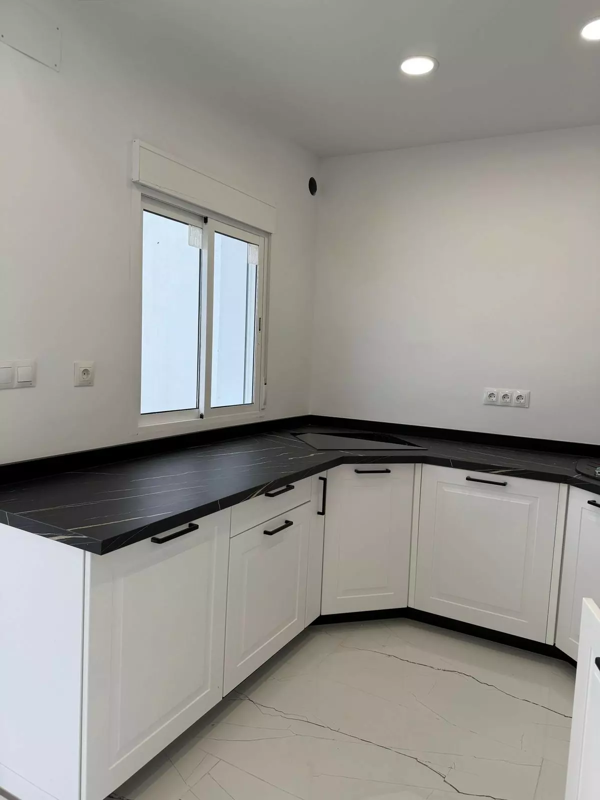 4-bedroom Apartment In Alhaurín El Grande, Spain (214 M²)