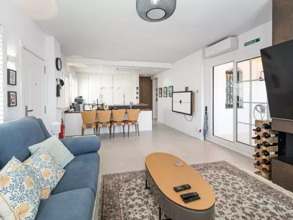 2-bedroom Apartment In Marbella, Spain (82 M²)