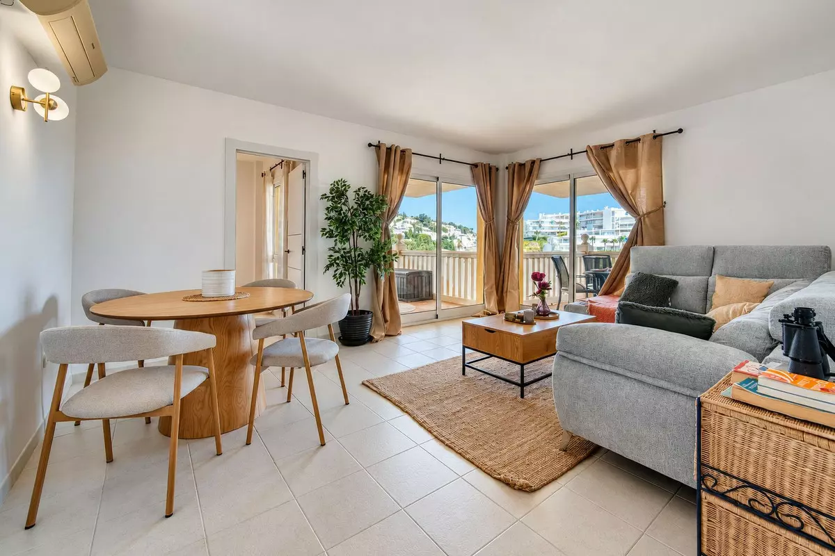 2-bedroom Apartment In Fuengirola, Spain (85 M²)