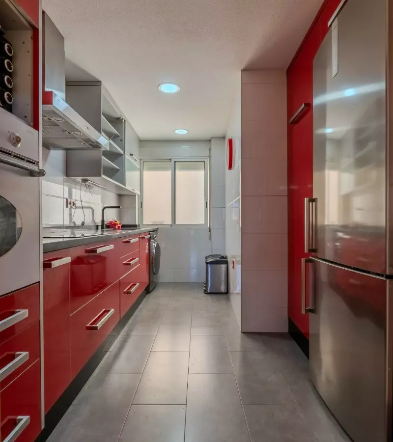 3-bedroom Apartment In Guardamar Del Segura, Spain (82 M²)