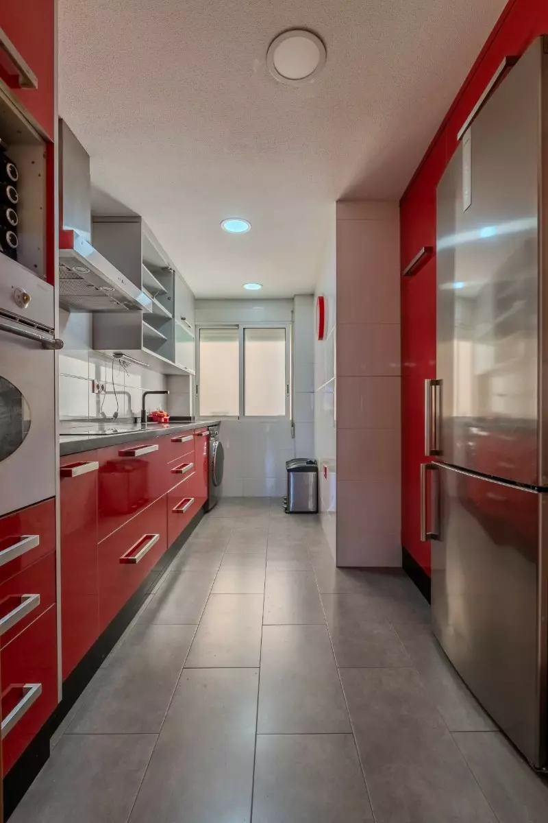 3-bedroom Apartment In Guardamar Del Segura, Spain (82 M²)