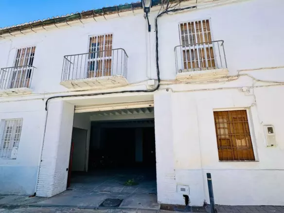 6-bedroom Town House In Vélez – Málaga, Spain (602 M²)