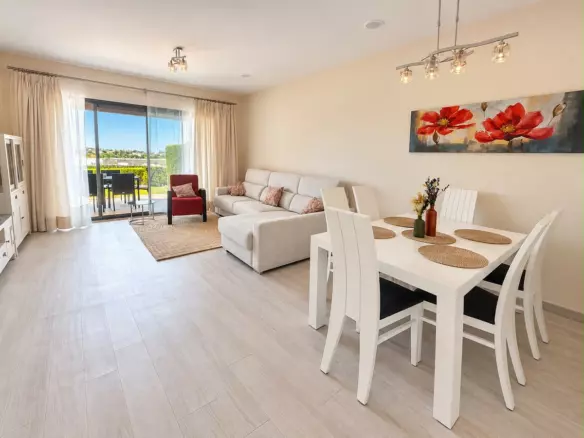 2-bedroom Apartment In Estepona, Spain (99 M²)