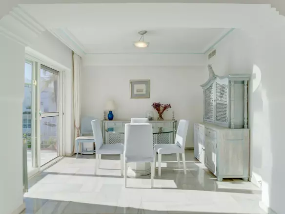 3-bedroom Apartment In Marbella, Spain (312 M²)