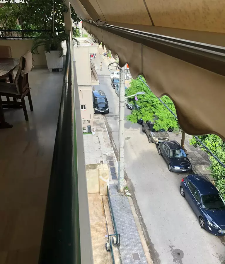 4-bedroom Flat In Palaio Faliro, Greece (150 M²)