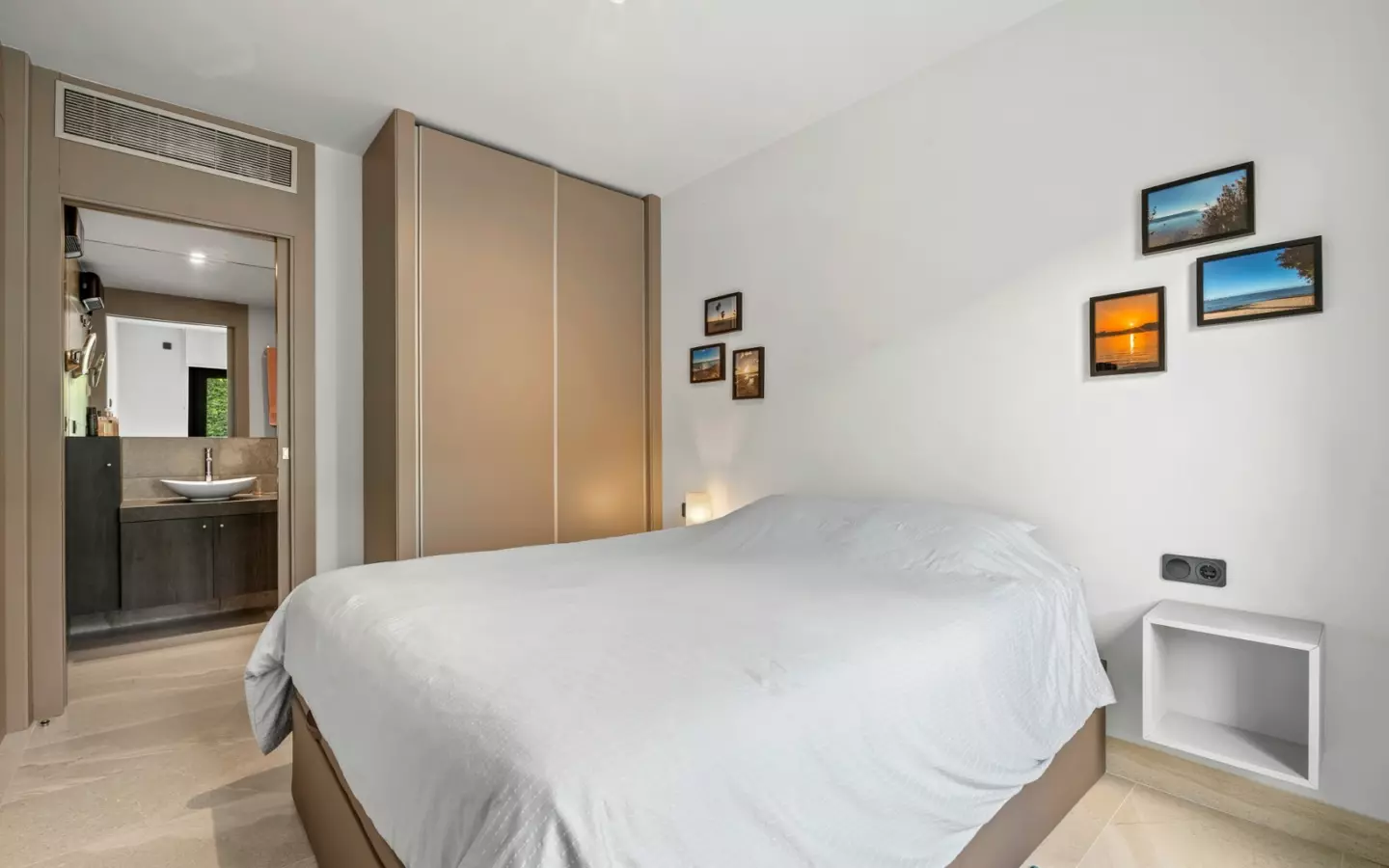 2-bedroom Apartment In Villamartin, Spain (61 M²)