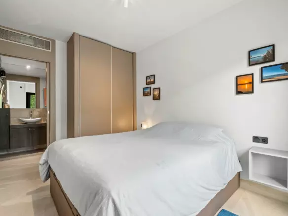 2-bedroom Apartment In Villamartin, Spain (61 M²)
