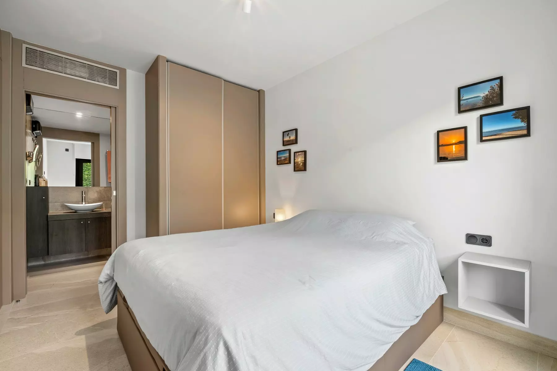 2-bedroom Apartment In Villamartin, Spain (61 M²)