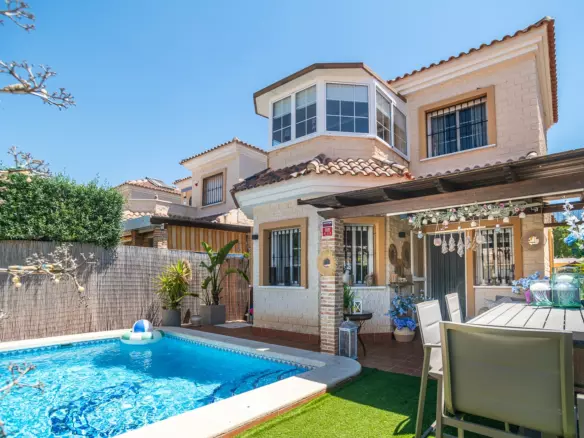 3-bedroom Villa In Guardamar Del Segura, Spain