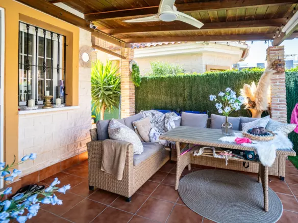 3-bedroom Villa In Guardamar Del Segura, Spain