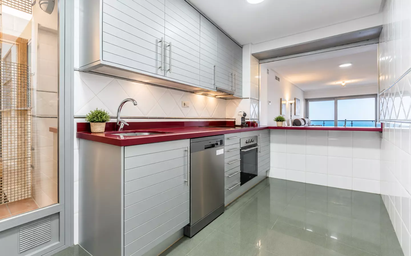 3-bedroom Apartment In Torrevieja, Spain (120 M²)