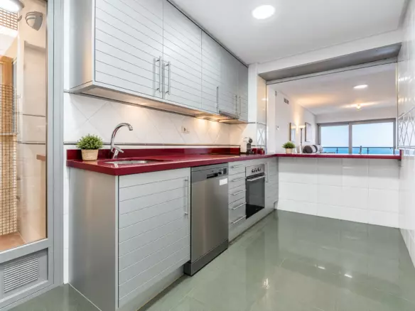 3-bedroom Apartment In Torrevieja, Spain (120 M²)