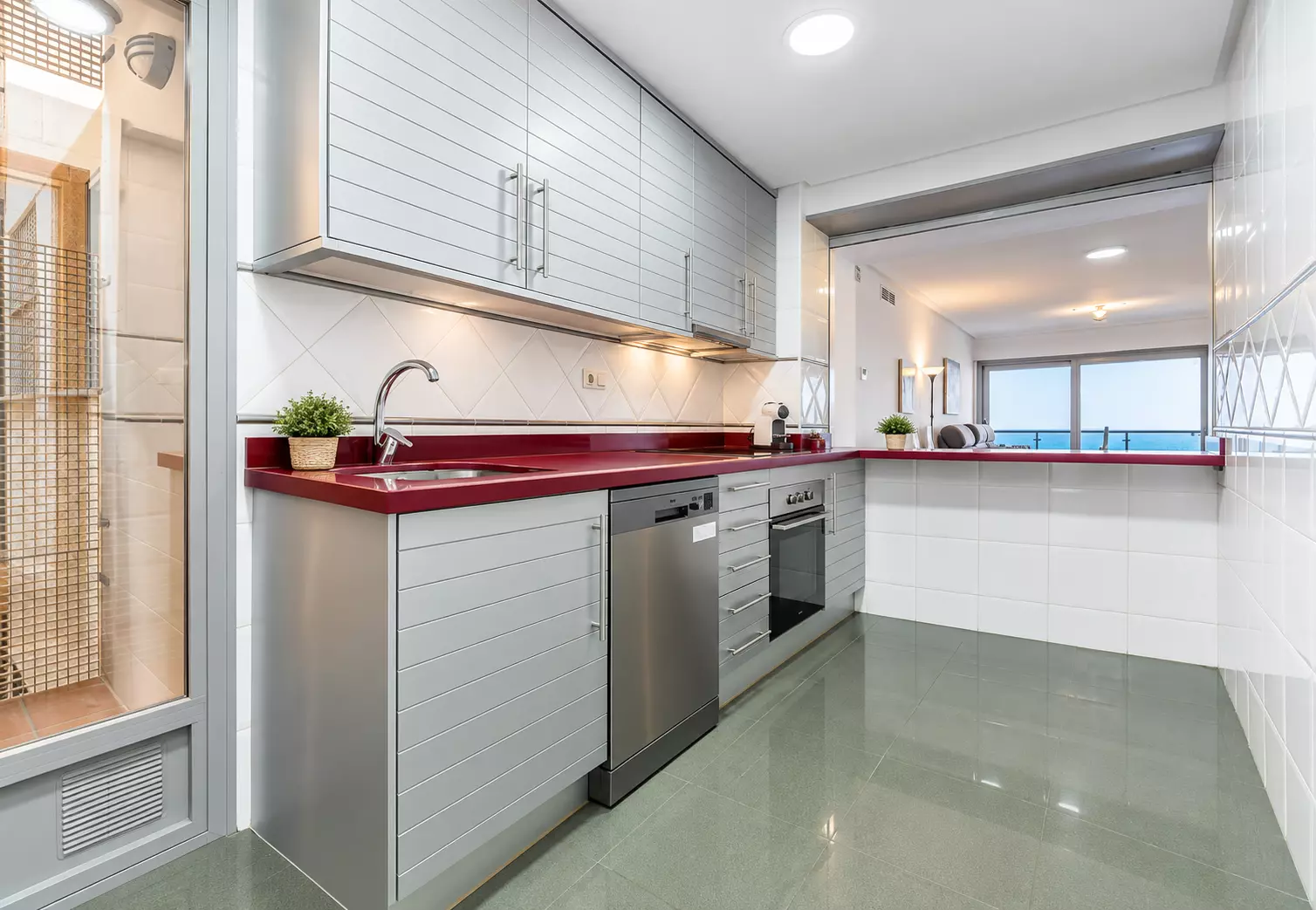 3-bedroom Apartment In Torrevieja, Spain (120 M²)