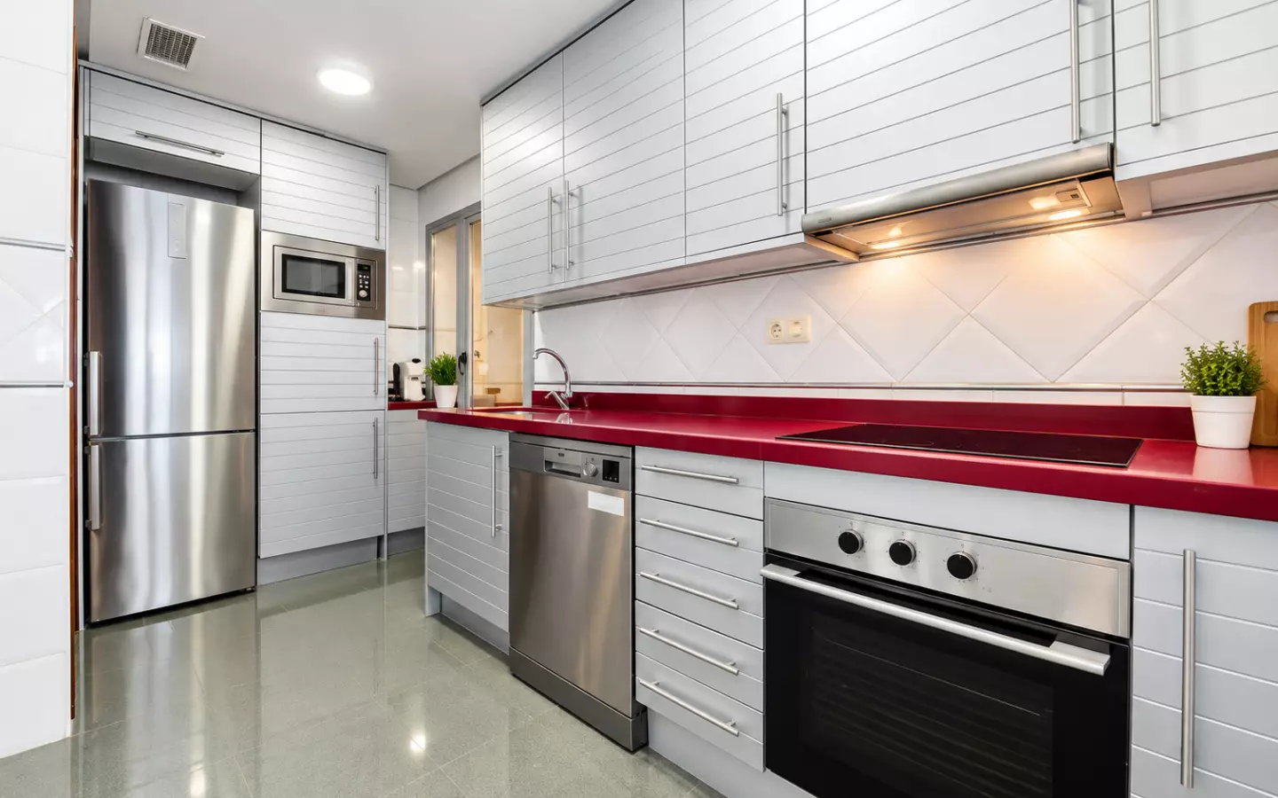 3-bedroom Apartment In Torrevieja, Spain (120 M²)