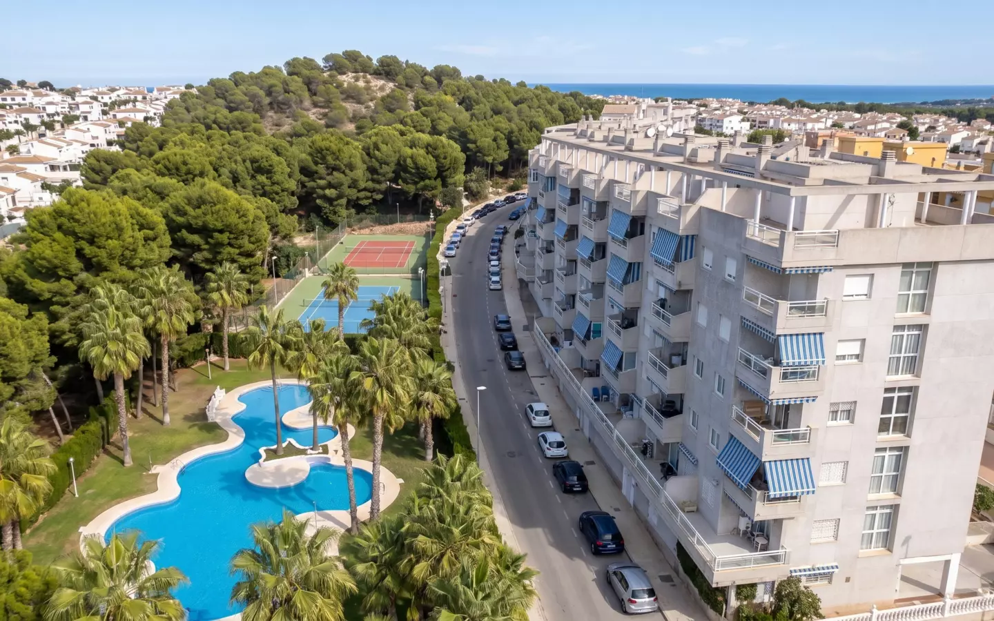 2-bedroom Apartment In Orihuela Costa, Spain (54 M²)