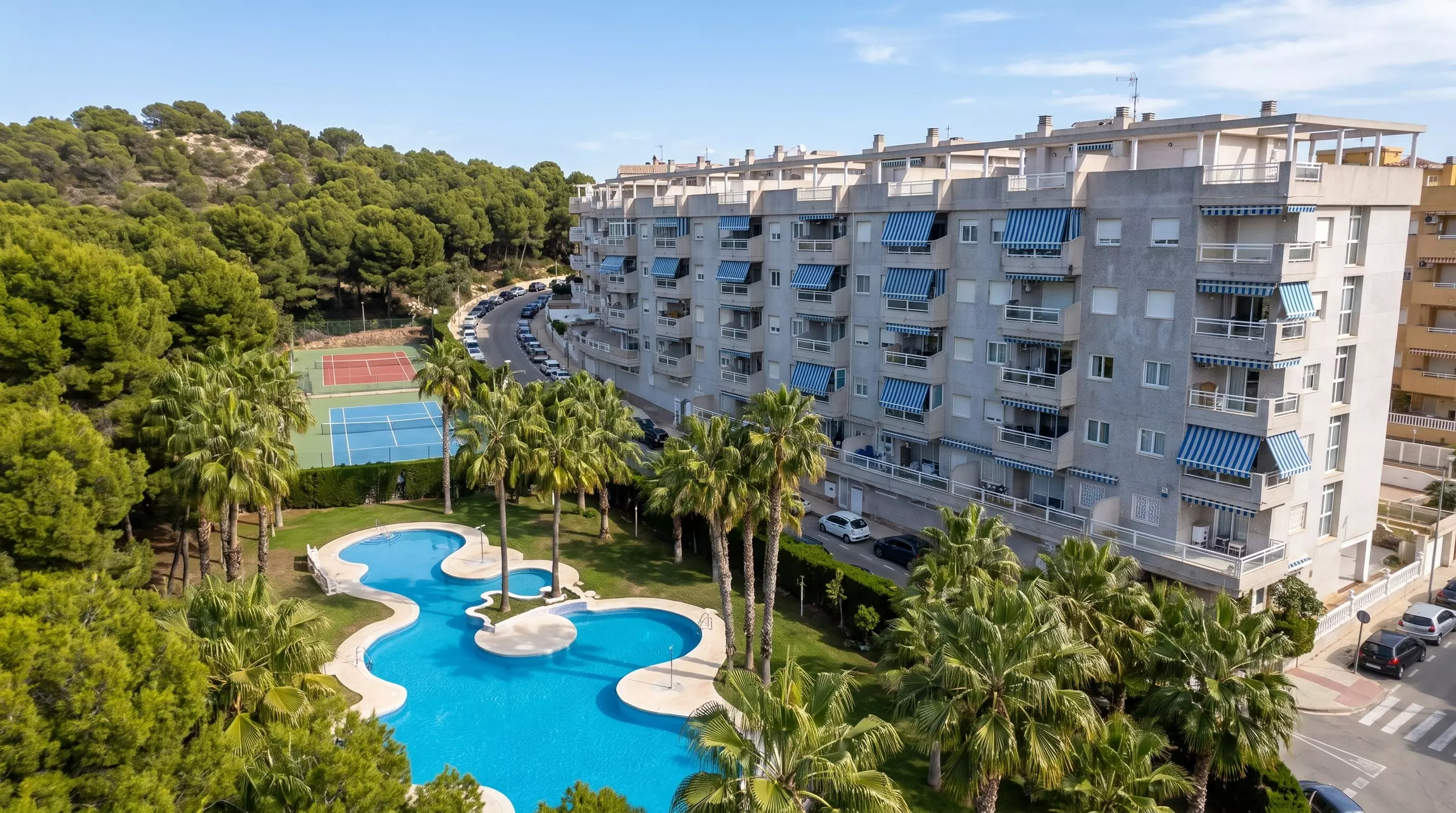 2-bedroom Apartment In Orihuela Costa, Spain (54 M²)