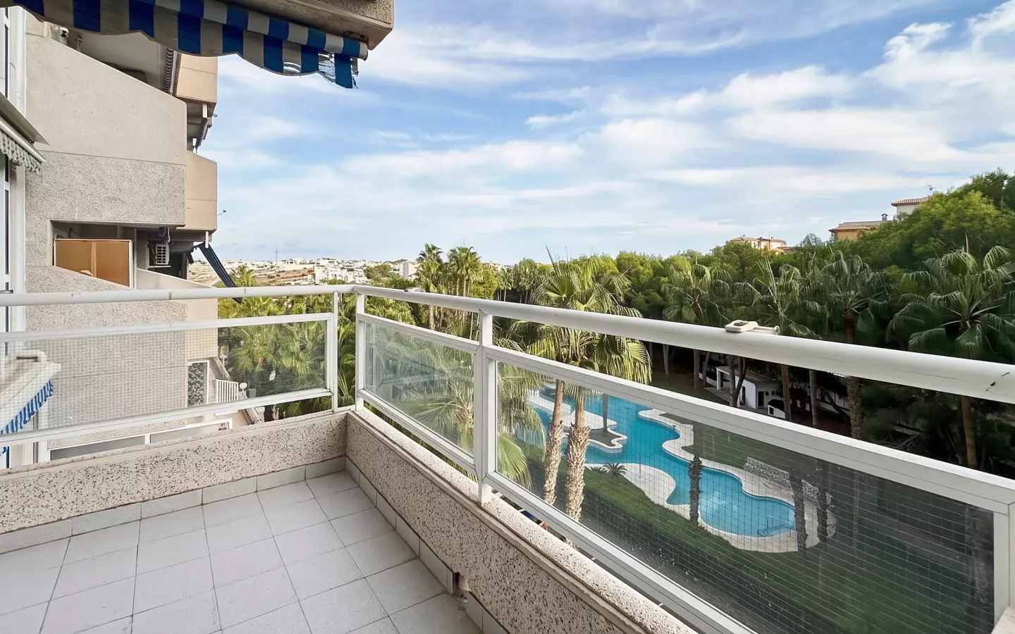 2-bedroom Apartment In Orihuela Costa, Spain (54 M²)