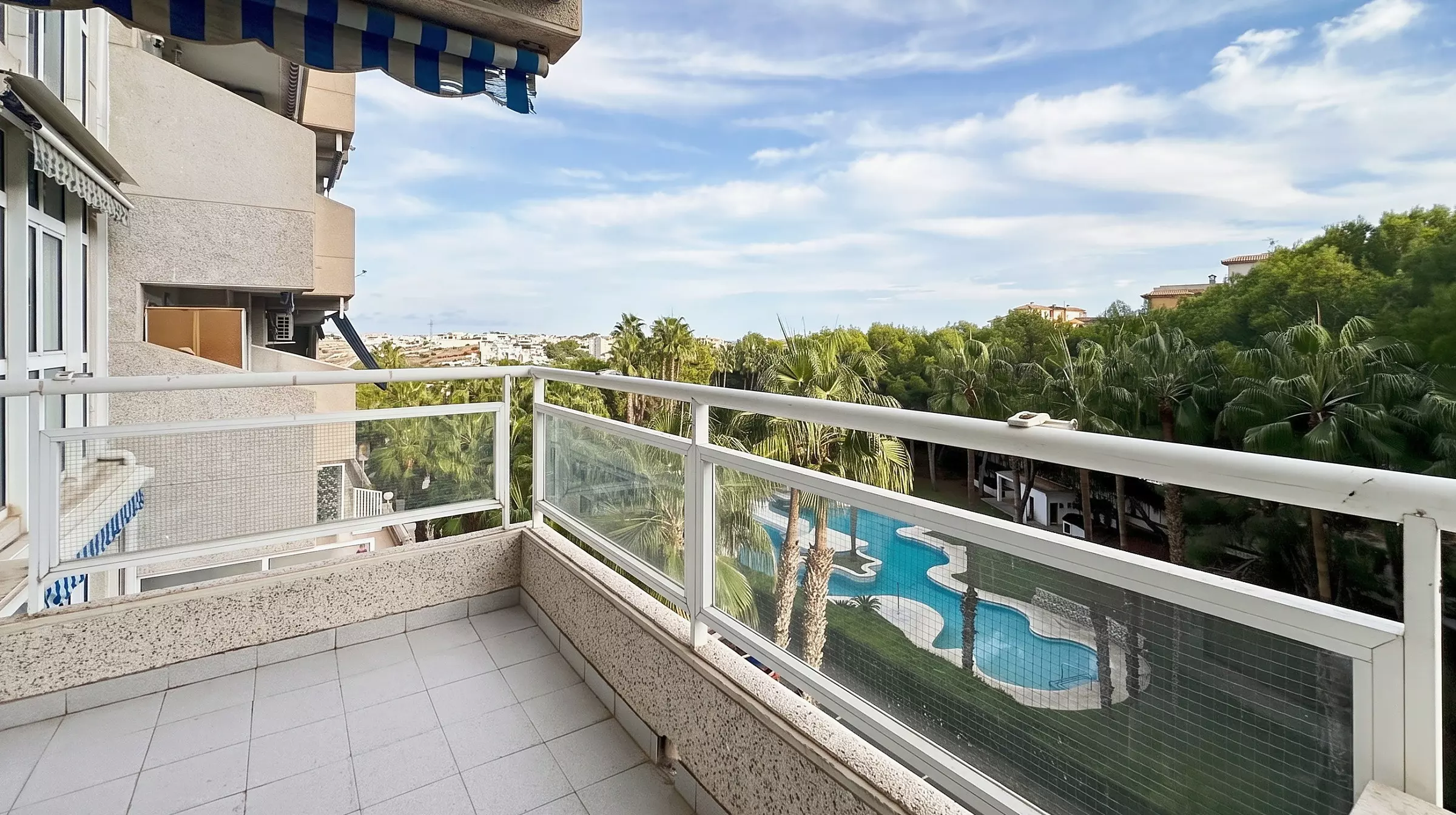 2-bedroom Apartment In Orihuela Costa, Spain (54 M²)