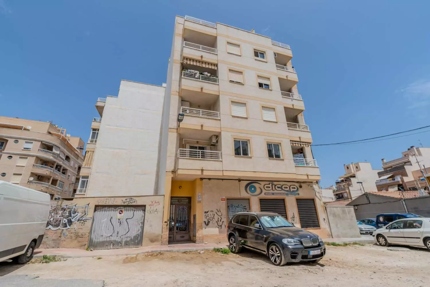 2-bedroom Apartment In Torrevieja, Spain (69 M²)