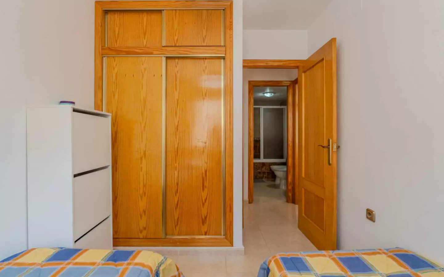 2-bedroom Apartment In Torrevieja, Spain (69 M²)